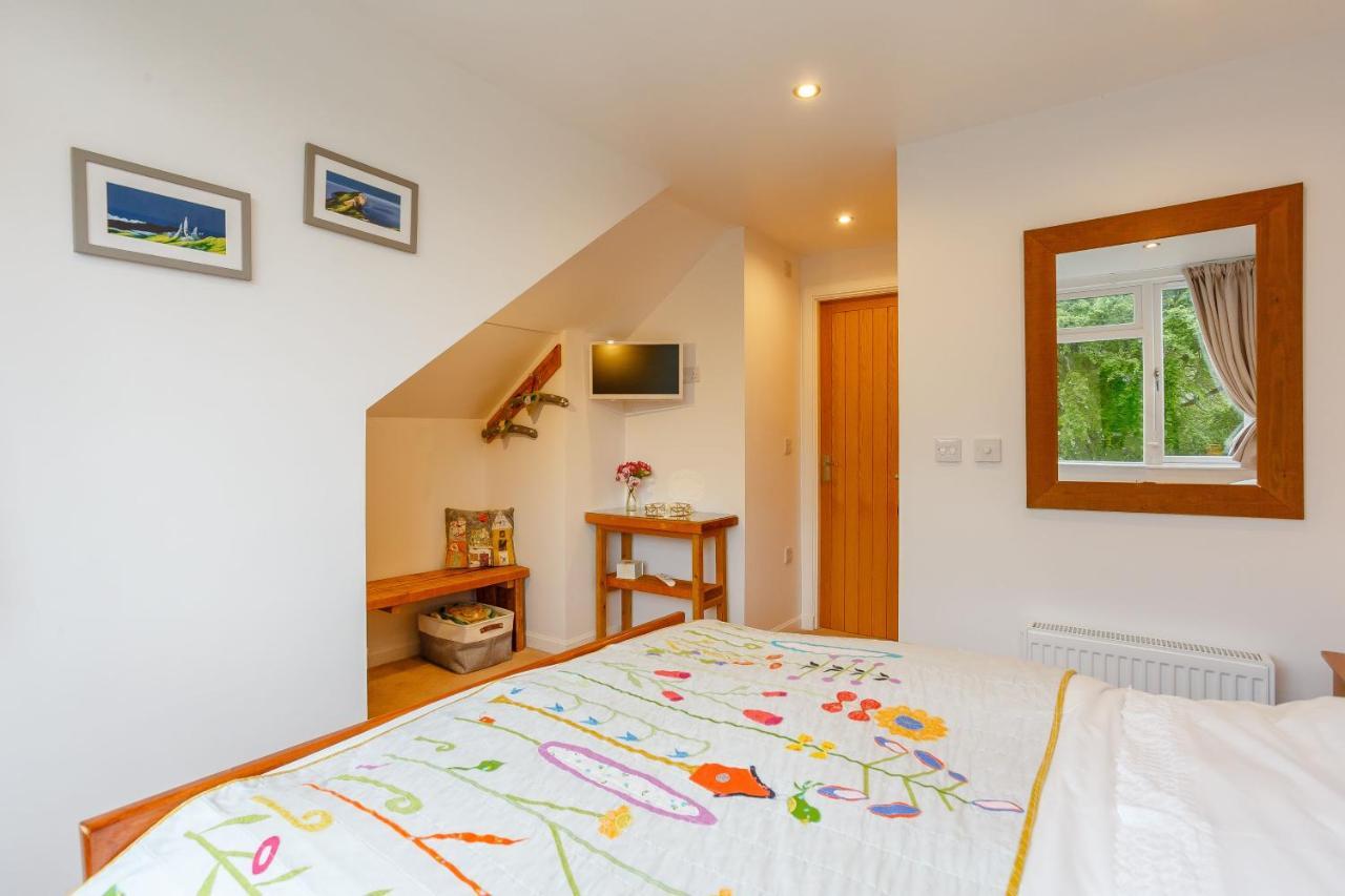 Urquhart Bay B&B Дръмнадрочит Екстериор снимка